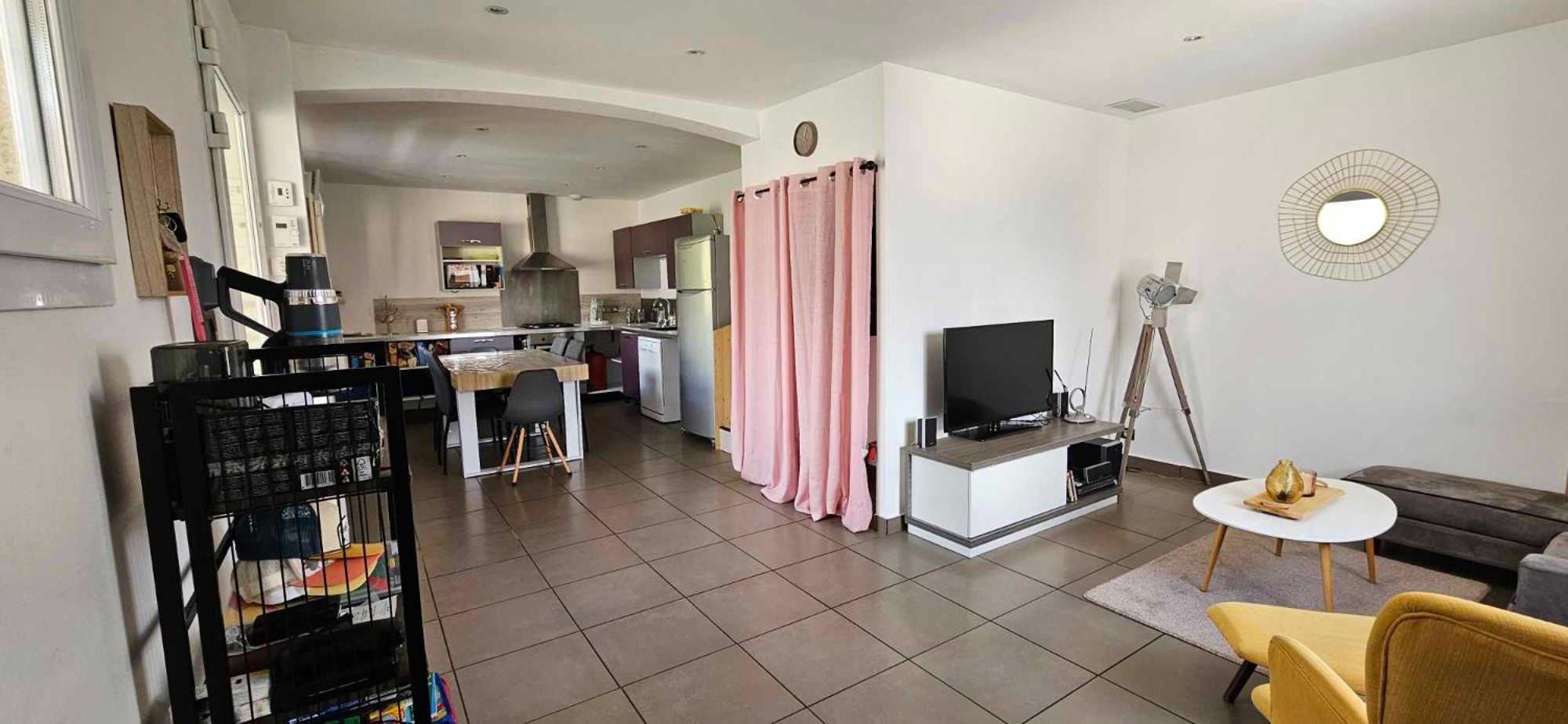Appartement Dans Notre Maison Domessin Zewnętrze zdjęcie
